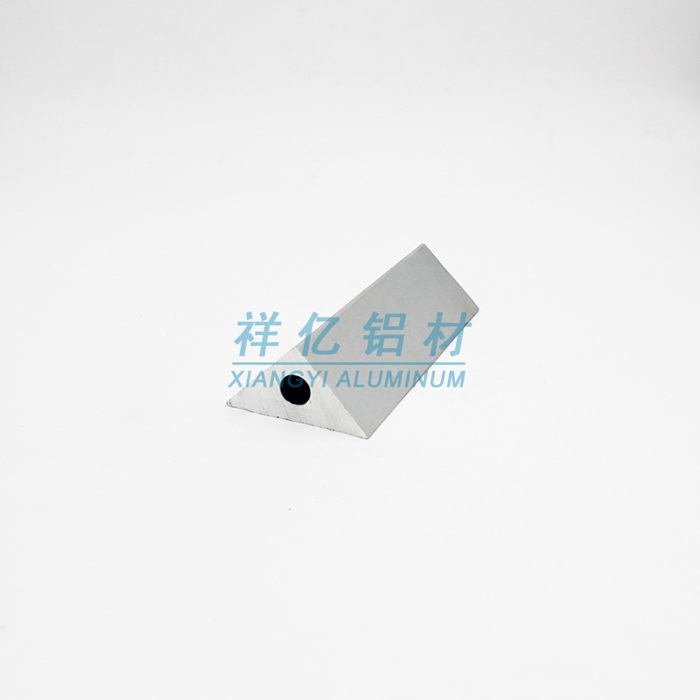 工業(yè)設備鋁型材配件2