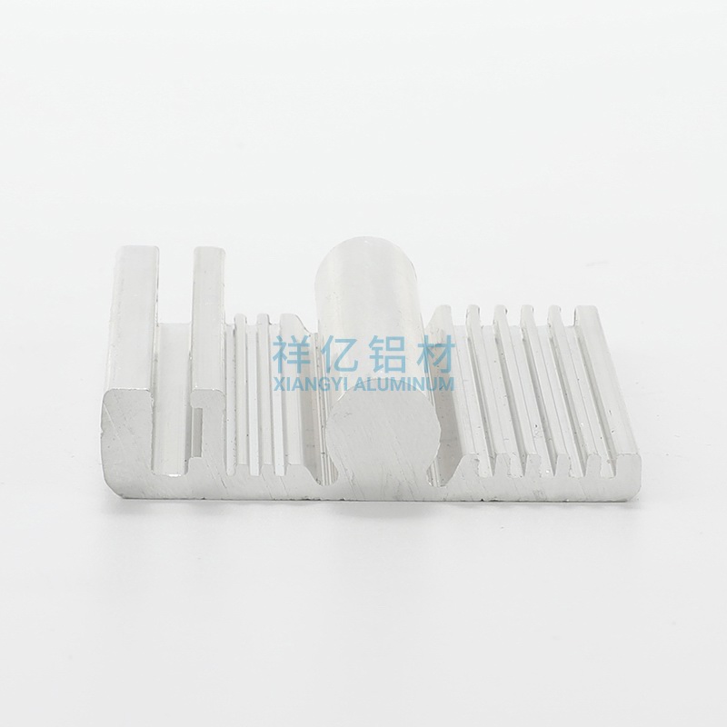 電子設(shè)備鋁型材散熱器 圖2
